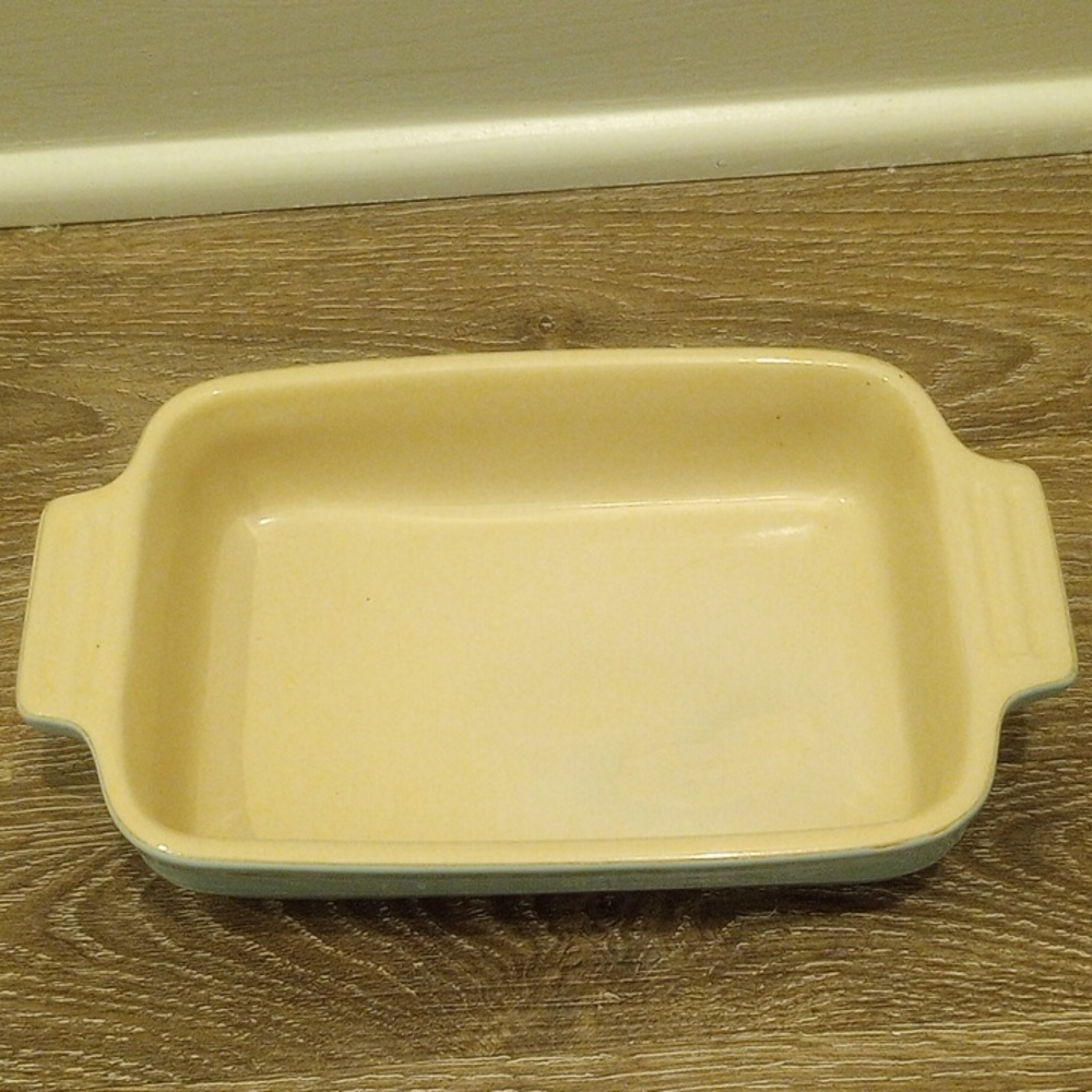 Le Creuset Small Ceramic Baking Dish